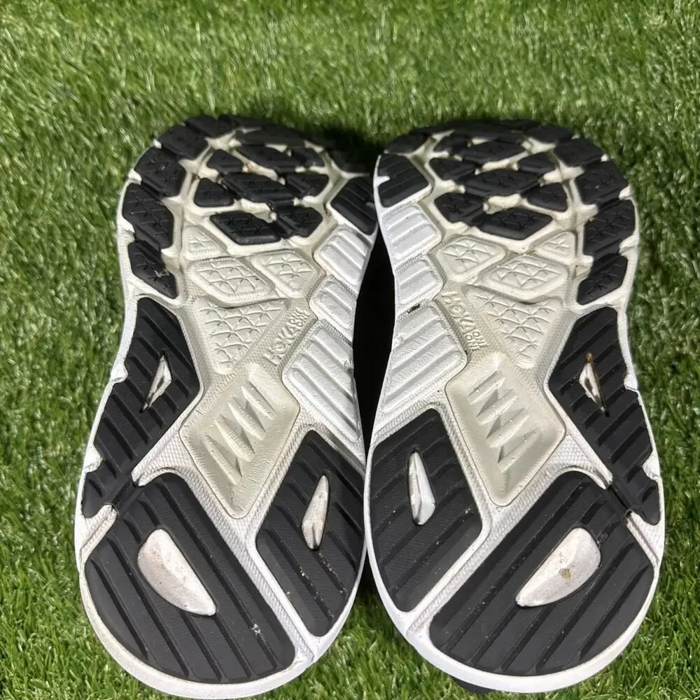 Hoka One One Women Arahi 6 1123195 BWHT Black Running Shoes Sneakers Size 10B - Picture 7 of 8